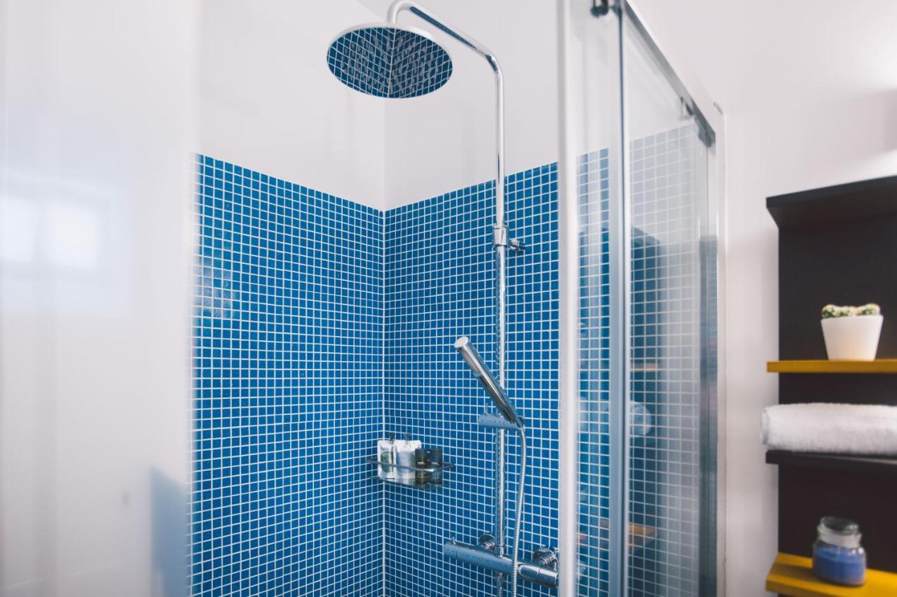 Double bedroom apartment across Ortigia Syracuse Buitenkant foto